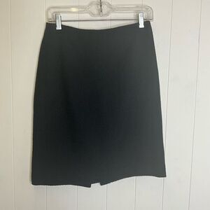 Ann Taylor Petites Women’s Size 6P Petites Black A Line Embellished Skirt Knee
